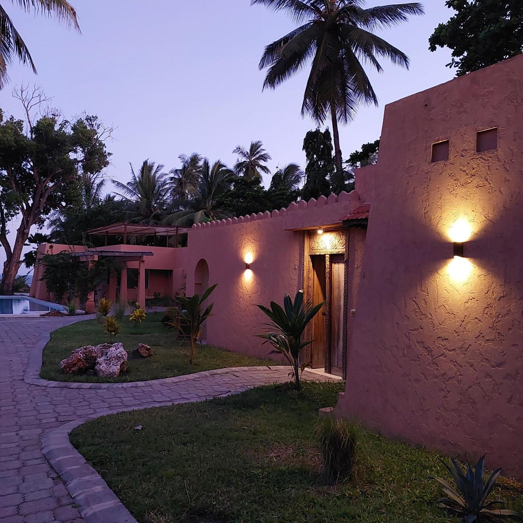 Al Mahali 3 Bedroom Villas Diani Galu Beach Diani Beach Kültér fotó